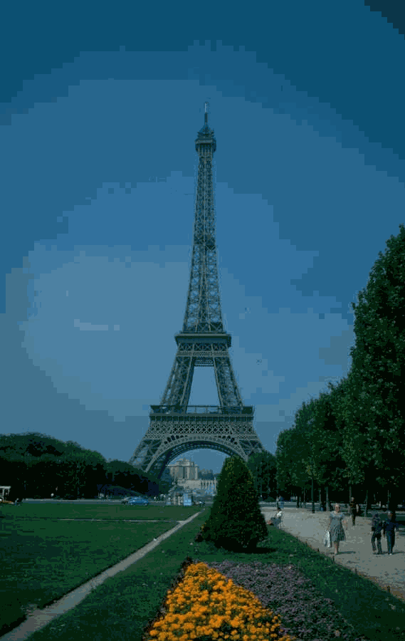 foto della Torre Eifel di Parigi